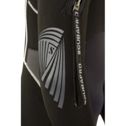 Combinaison De Plongée Homme DEFINITION 7mm à Cagoule Scubapro 6 Combinaison De Plongée Homme DEFINITION 7mm à Cagoule Scubapro -Equip Subaquatique combinaison definition 7mm a cagoule scubapro homme 1